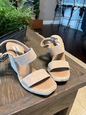 Steve Madden Tan Suede Espadrille Wedge Sandals